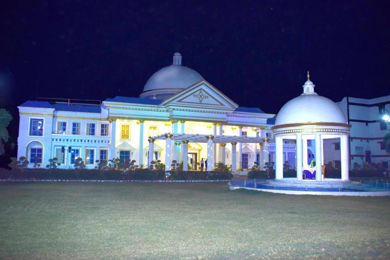 The Royal Palace Dewas Exteriör bild